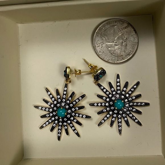 Missoma new in box statement dangle earrings - Picture 6 of 7